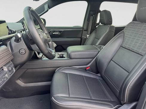 Certified 2025 GMC Sierra EV Denali AWD/4WD image 11