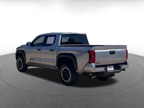 Used 2024 Toyota Tacoma TRD Off-Road image 10
