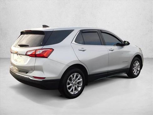 Used 2021 Chevrolet Equinox LT w/ LPO, Floor Liner Package FWD image 5