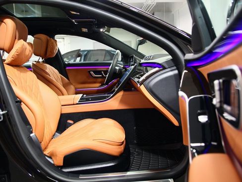 Used 2024 Mercedes-Benz S 580 S 580 image 23