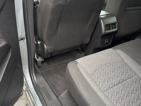 Used 2024 Chevrolet Equinox LT image 22