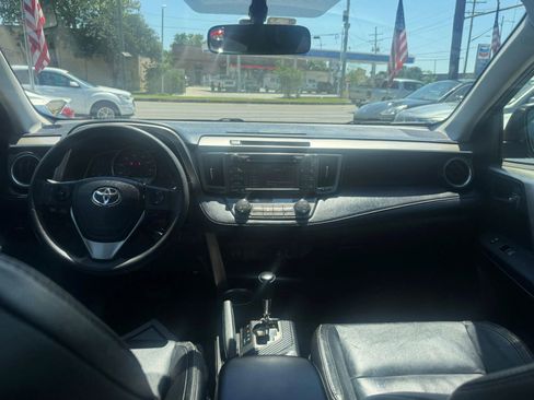 Used 2015 Toyota RAV4 XLE FWD image 17