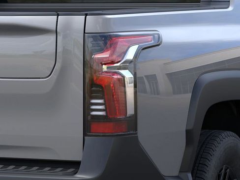 New 2025 Chevrolet Silverado EV LT image 19