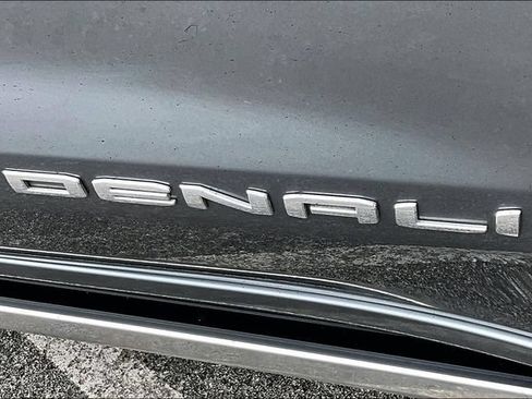 Used 2021 GMC Sierra 1500 Denali w/ Denali Ultimate Package AWD/4WD image 25