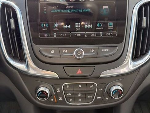 Used 2018 Chevrolet Equinox LT w/ Sun & Infotainment Package image 14