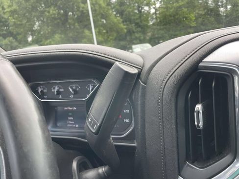 Used 2019 GMC Sierra 1500 SLT w/ SLT Premium Plus Package AWD/4WD image 43