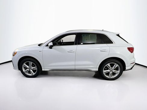 Used 2020 Audi Q3 2.0T Premium w/ Convenience Package AWD/4WD image 8