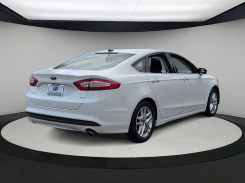 Used 2013 Ford Fusion SE FWD image 8