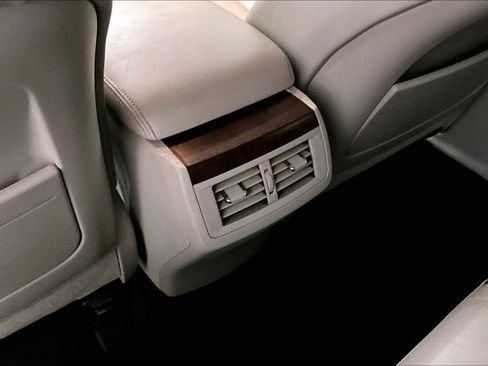 Used 2011 Toyota Venza w/ Premium Pkg #2 FWD image 10