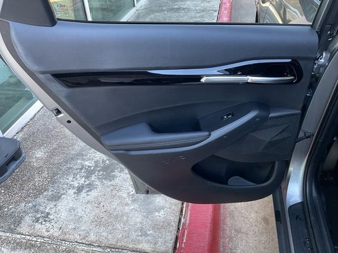 Used 2025 Kia Seltos S image 18