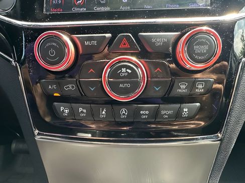 Used 2020 Jeep Grand Cherokee Trailhawk AWD/4WD image 23