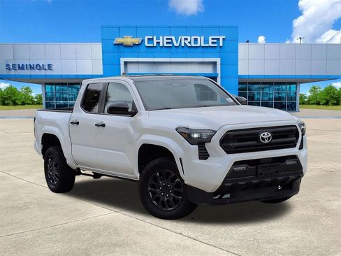 Used 2025 Toyota Tacoma TRD Sport AWD/4WD image 1