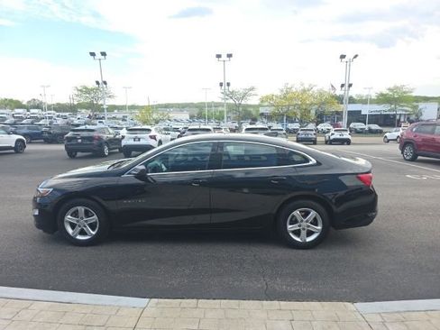 Used 2022 Chevrolet Malibu LS FWD image 5