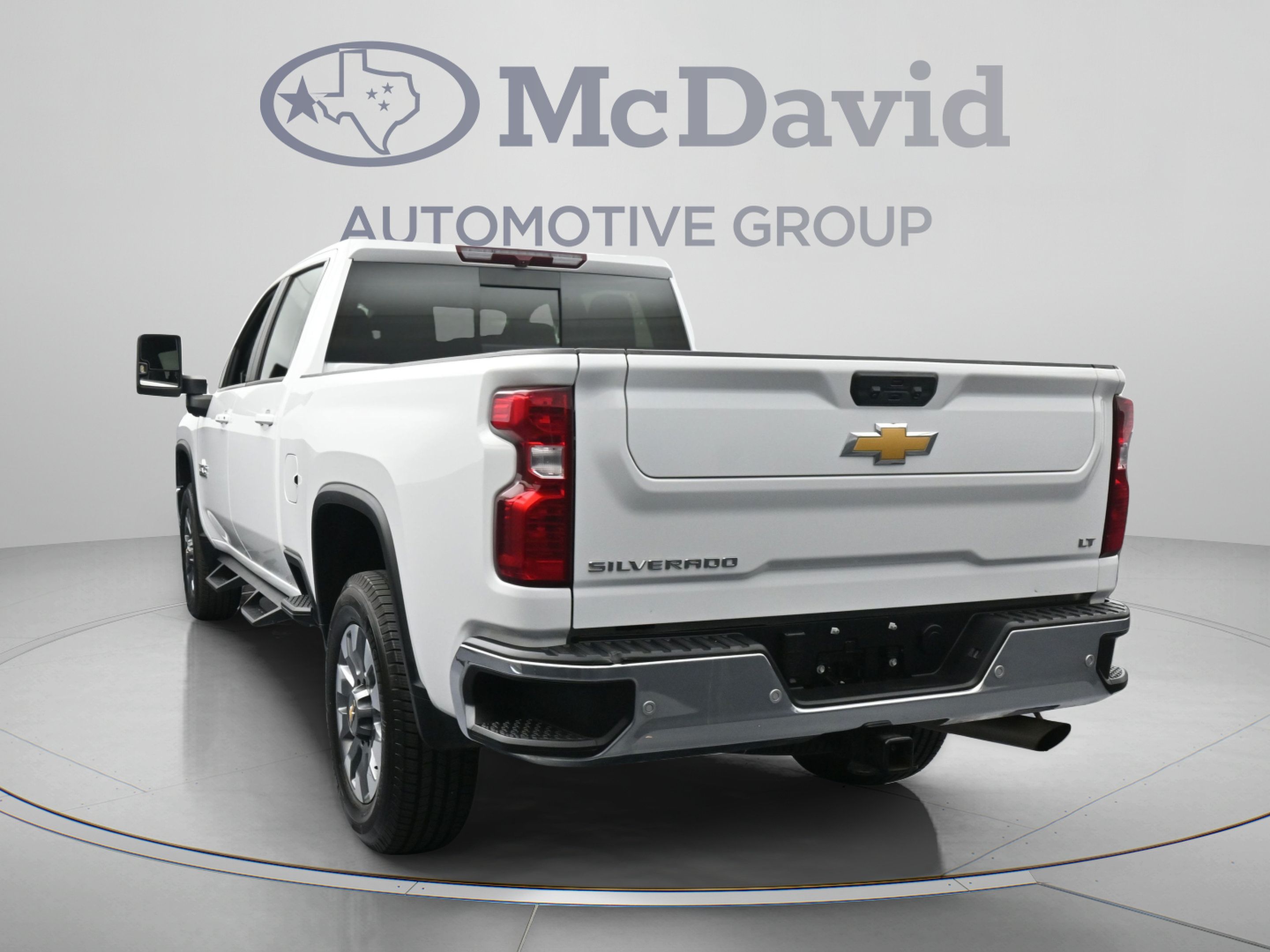 Used 2024 Chevrolet Silverado 2500 LT w/ Texas Edition AWD/4WD image 7