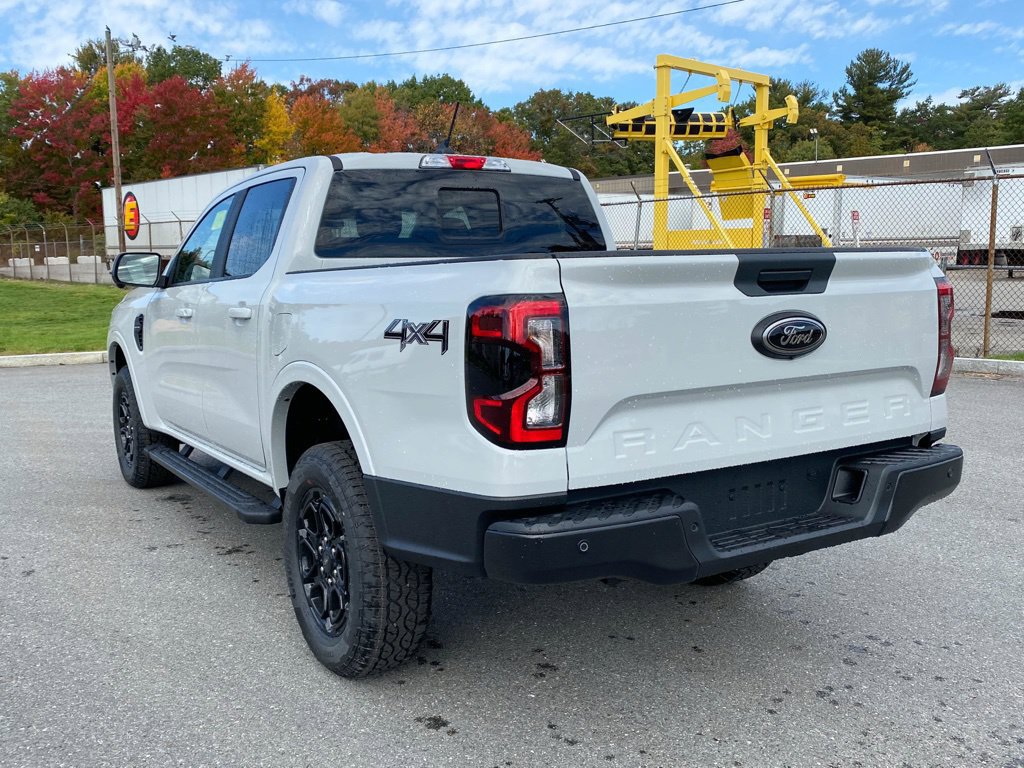 New 2026 Ford Ranger Lariat w/ Black Appearance Package AWD/4WD image 3