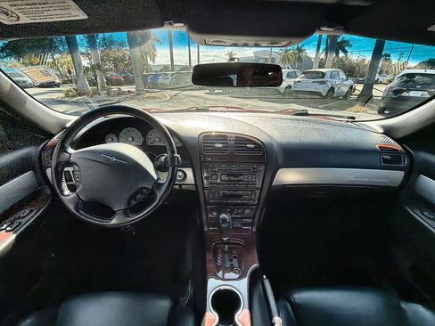 Used 2005 Ford Thunderbird image 10