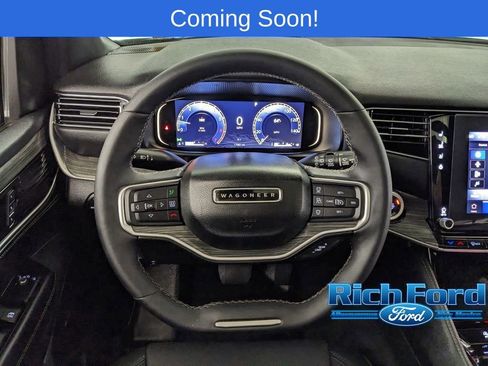 Used 2024 Jeep Wagoneer L Series III w/ Premium Group I AWD/4WD image 10