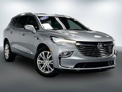 Used 2024 Buick Enclave Essence w/ Experience Buick Package