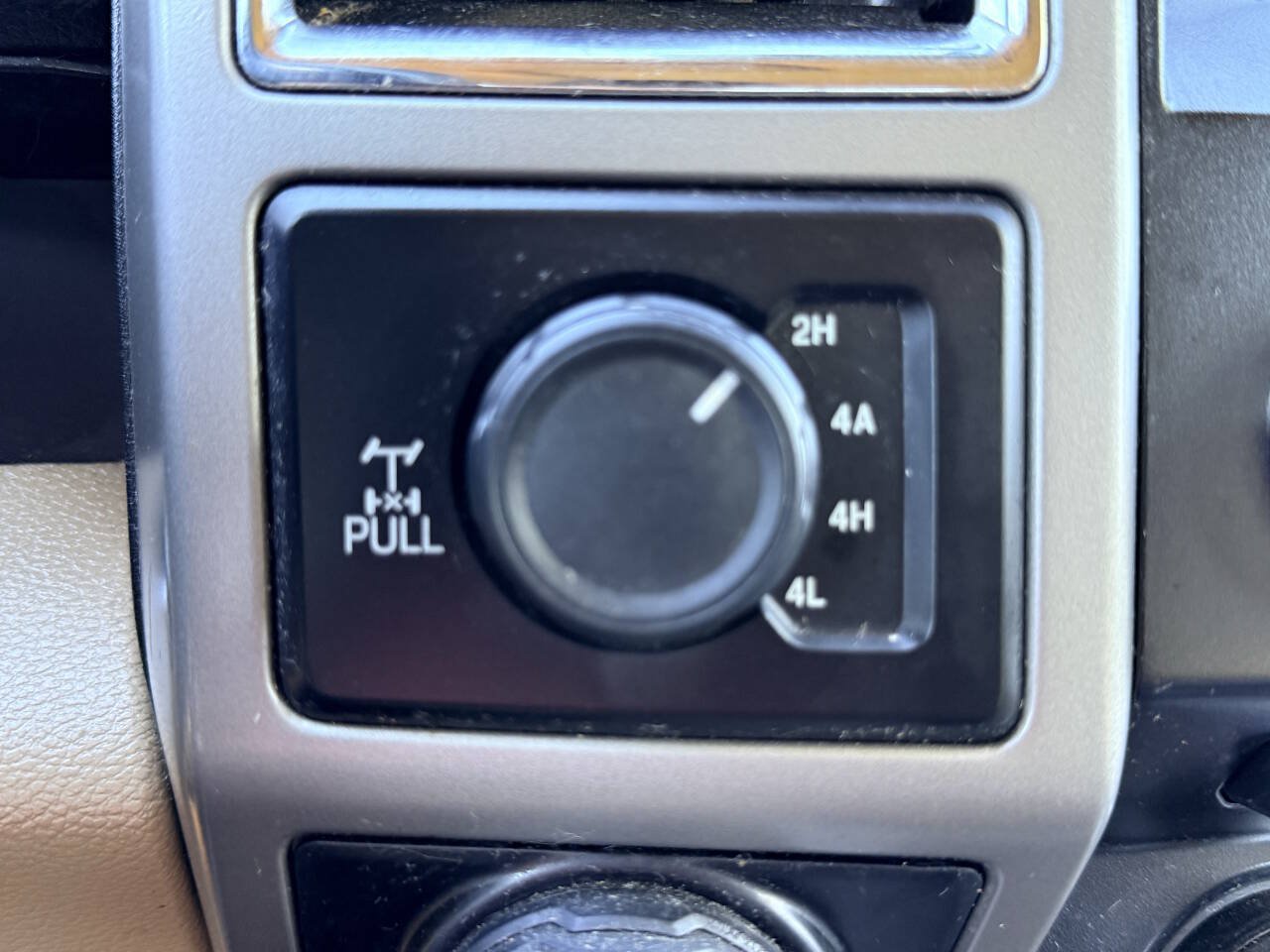 Used 2016 Ford F150 Lariat AWD/4WD image 23