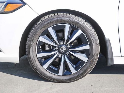 Used 2022 Honda Civic EX image 11