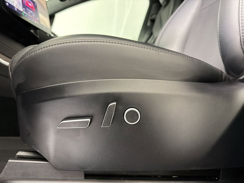 Used 2023 Tesla Model X AWD/4WD image 14