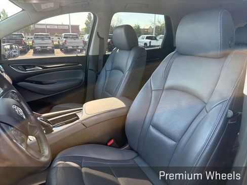 Used 2020 Buick Enclave Premium AWD/4WD image 22
