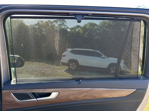 New 2026 Volkswagen Atlas SE image 42