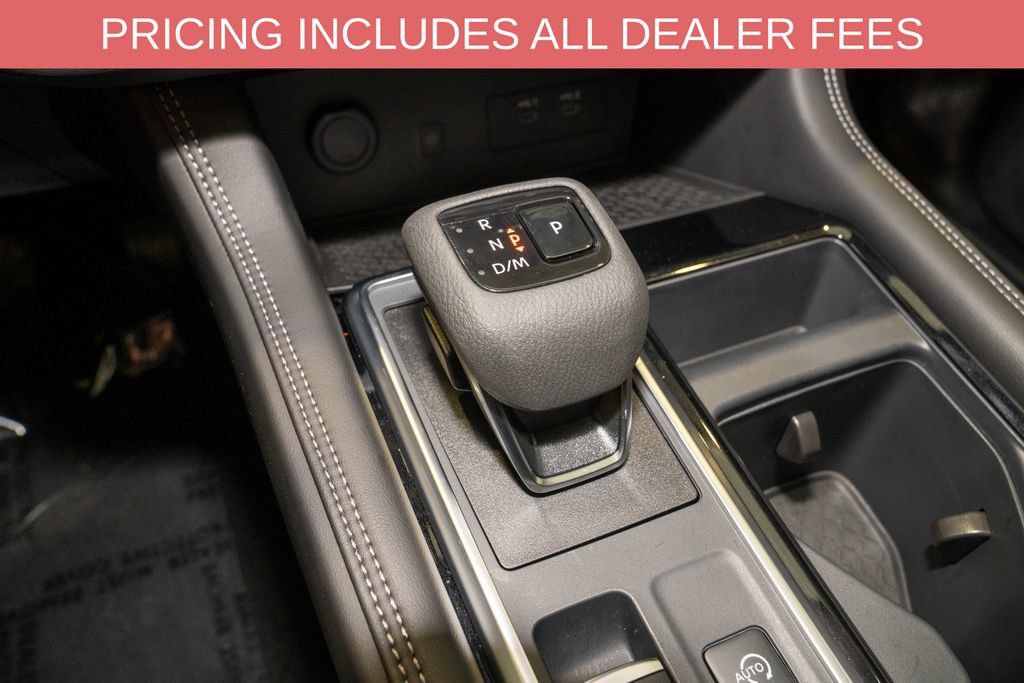 Used 2026 Nissan Pathfinder Platinum w/ Cargo Package AWD/4WD image 21