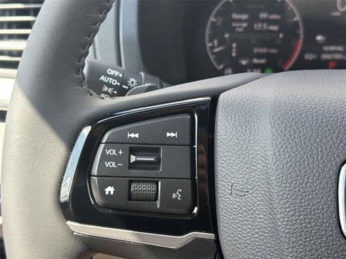 Used 2026 Honda Odyssey Touring image 19