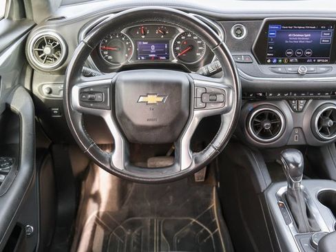 Used 2020 Chevrolet Blazer LT image 18