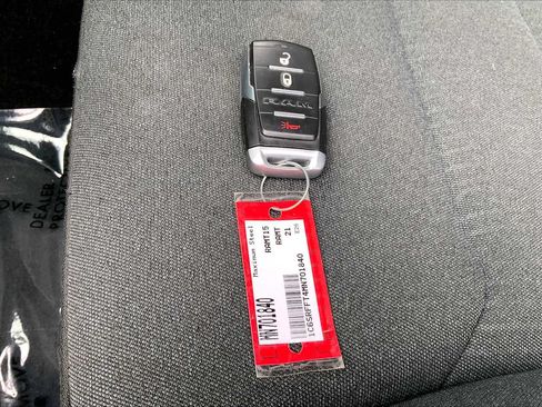 Used 2021 RAM 1500 Big Horn AWD/4WD image 14