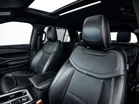 Used 2022 Ford Explorer ST w/ Equipment Group 401A image 14