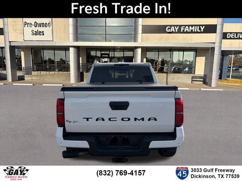 Used 2024 Toyota Tacoma TRD Sport w/ TRD Sport Upgrade Package RWD image 8
