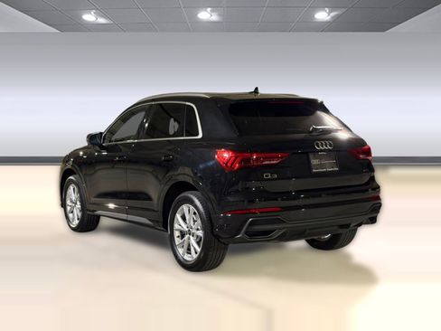 Certified 2025 Audi Q3 2.0T Premium Plus w/ Premium Plus Package AWD/4WD image 3