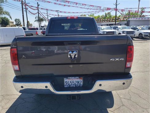 Used 2018 RAM 2500 Tradesman w/ Chrome Appearance Group AWD/4WD image 11
