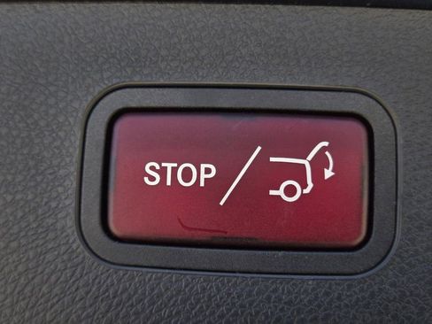 Used 2020 Mercedes-Benz GLA 250 image 10