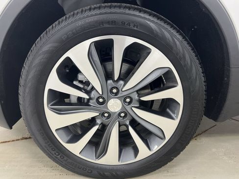 Used 2022 Buick Encore Preferred w/ Safety Package AWD/4WD image 25