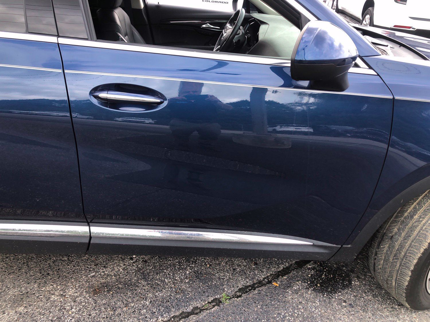 Used 2023 Buick Envision Essence AWD/4WD image 29