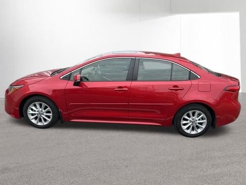 Certified 2021 Toyota Corolla XLE image 5