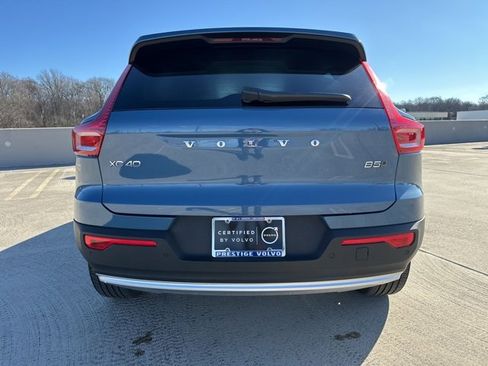 Certified 2025 Volvo XC40 B5 Plus image 7