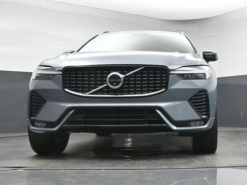 Used 2023 Volvo XC60 B5 Ultimate w/ Climate Package FWD image 35