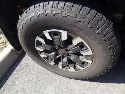 Used 2023 Nissan Frontier PRO-4X w/ Tow Package image 15