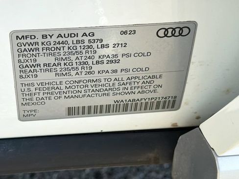 Used 2023 Audi Q5 2.0T Premium w/ Convenience Package AWD/4WD image 44