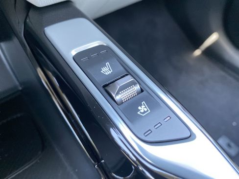 Used 2025 Kia Sorento SX FWD image 25