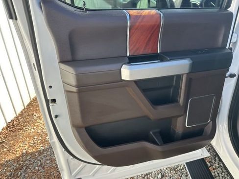 Used 2015 Ford F150 King Ranch w/ Equipment Group 601A Luxury image 17