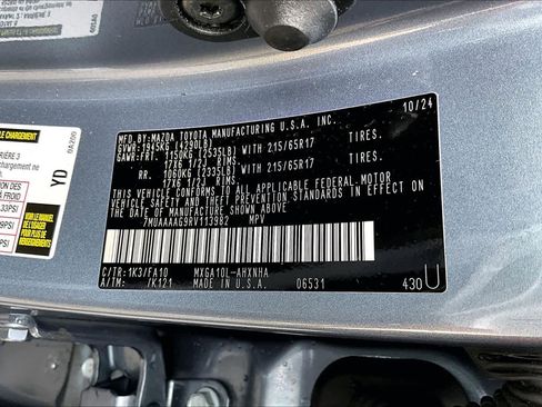 Certified 2024 Toyota Corolla Cross L image 31