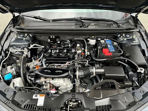 Used 2024 Honda Accord EX image 9