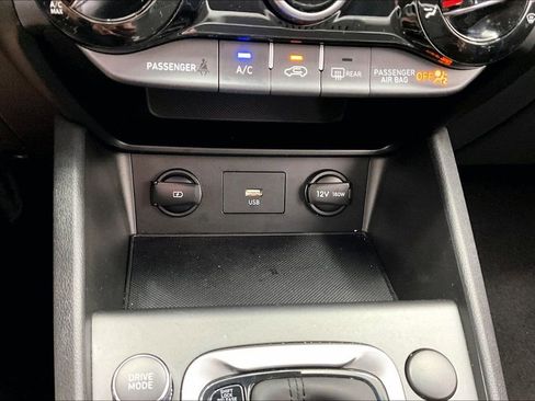 Used 2023 Hyundai Kona SEL image 24