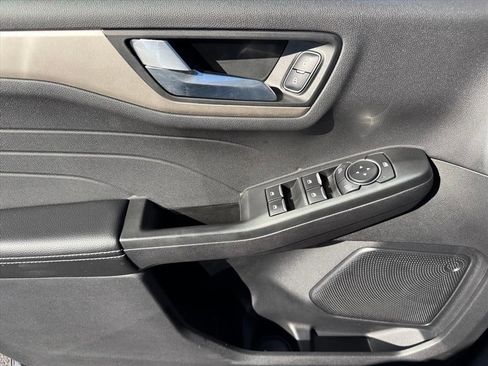 Certified 2022 Ford Escape SEL image 23