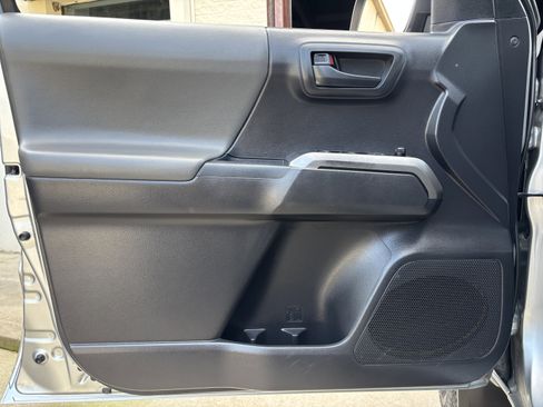 Used 2022 Toyota Tacoma SR5 image 46